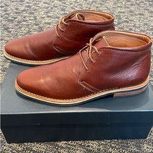 Helm Hynes Brown Chukka